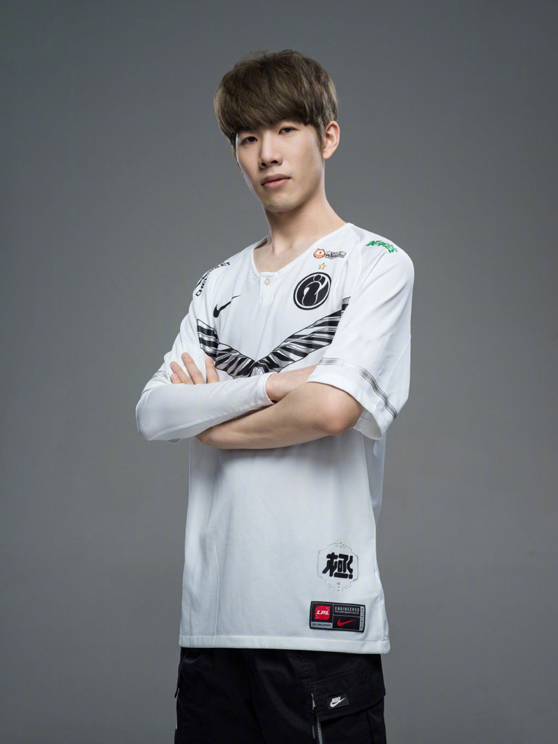 由此形成 由此形成